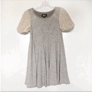 Jill by Jill Stuart dress gray puff short sleeves crochet